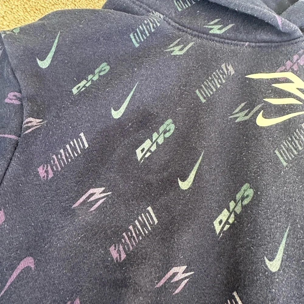 Girls Nike 3 Brand hoodie pullover yxl